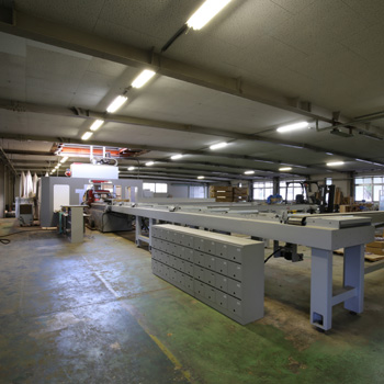 ウッドワイステクノロジー株式会社